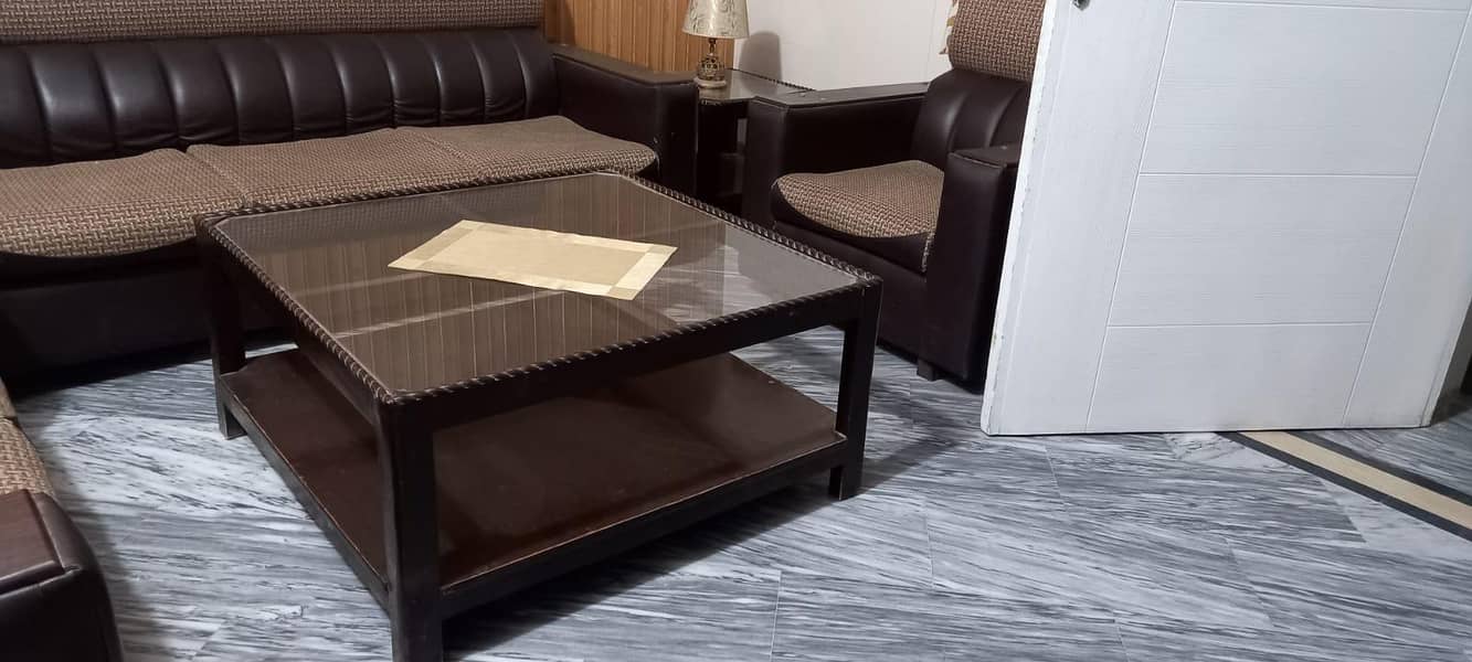 6 seater sofa set without table. 1