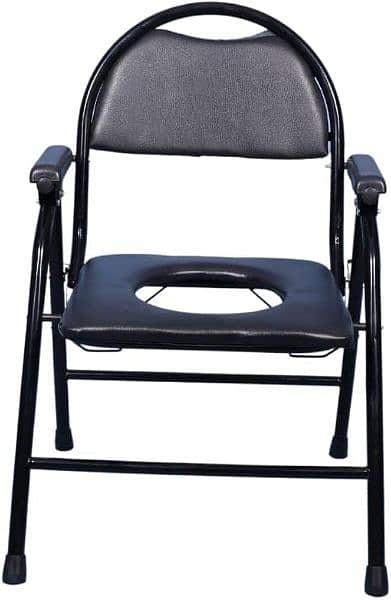 Commode chair without tray