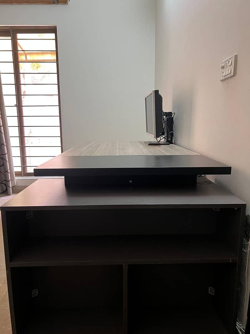 Office table 4