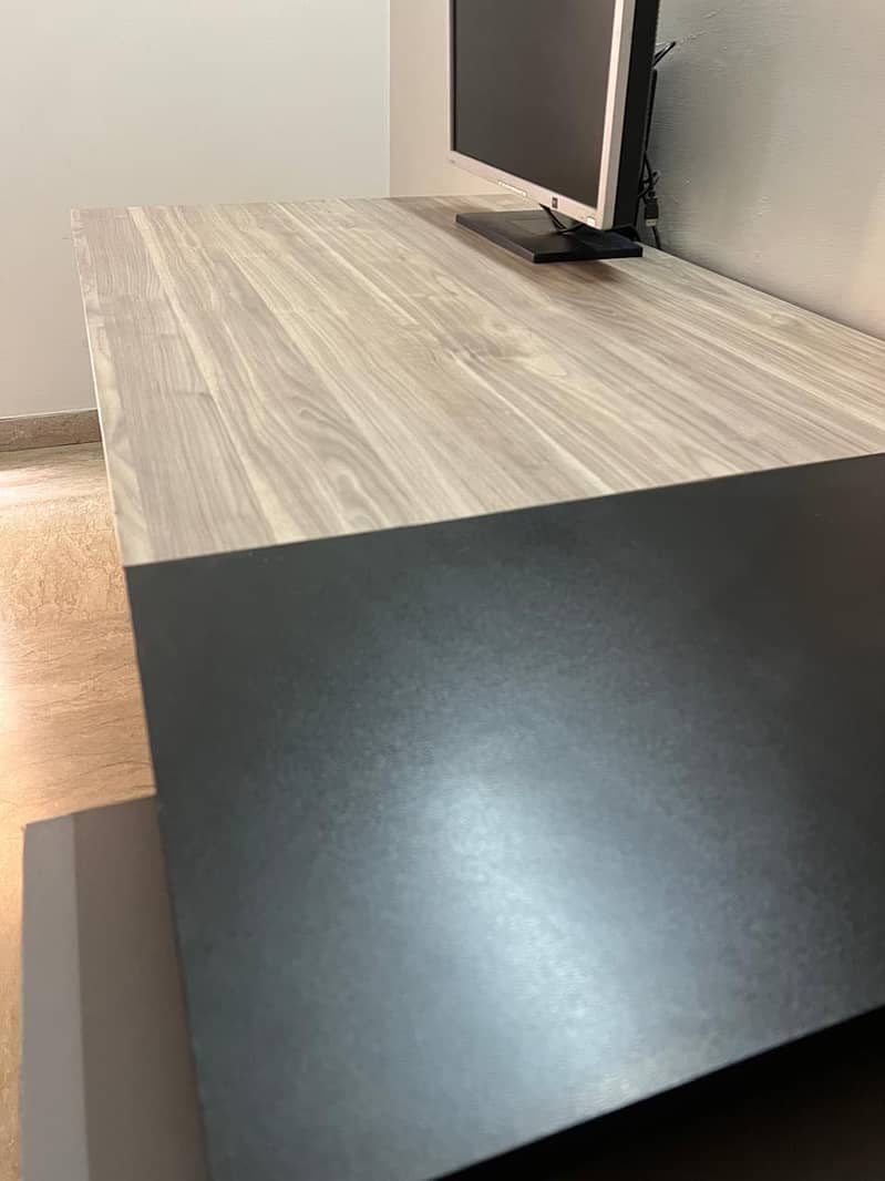 Office table 5