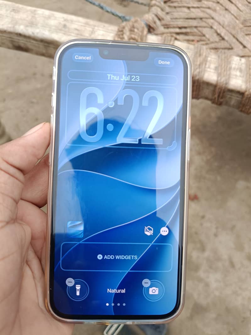 Apple iPhone 13 1