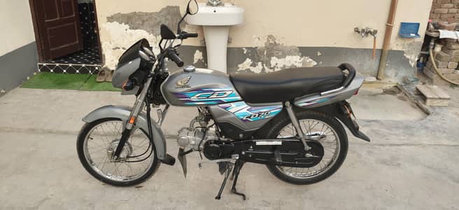 CD 70 Dream 2024 model 10/10 condition