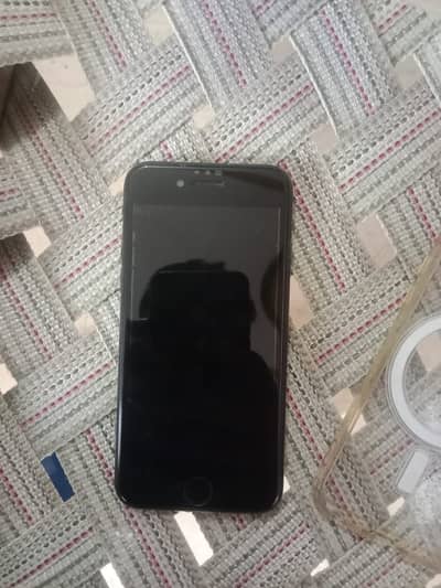 Apple iPhone SE