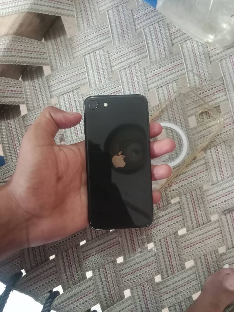 Apple iPhone SE 2