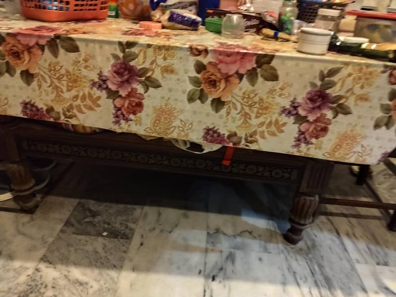 dinning table 4