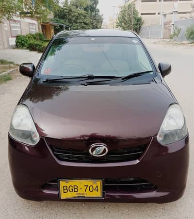 Daihatsu Mira 2012
