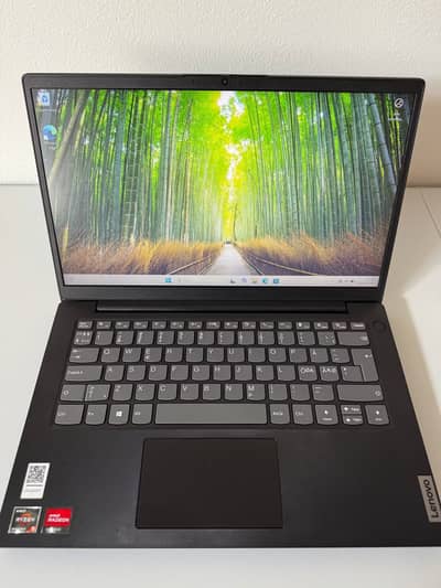 LENOVO Ryzen 5 5500 (6-Core 12-CPUs) | 4GB-GPU | 12GB-RAM | 256GB-SSD