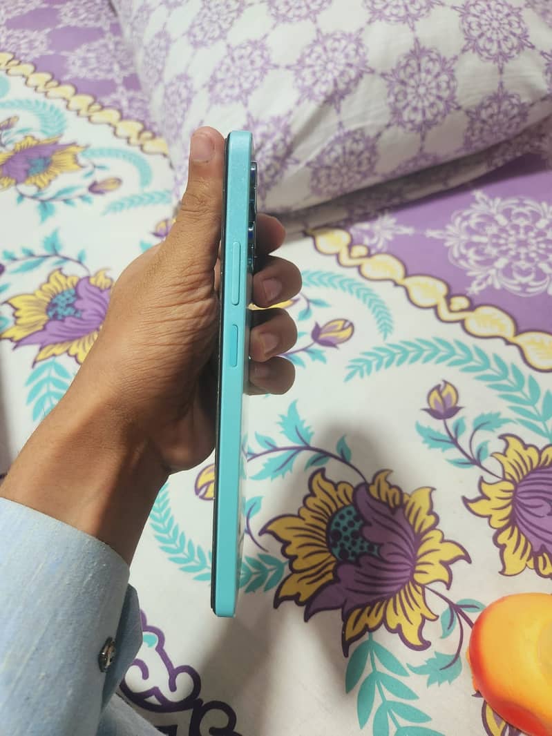 Realme C51 3