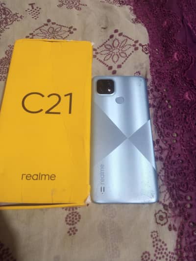 Realme C21 4GB Ram 64GB ROm All accessories complete with box.