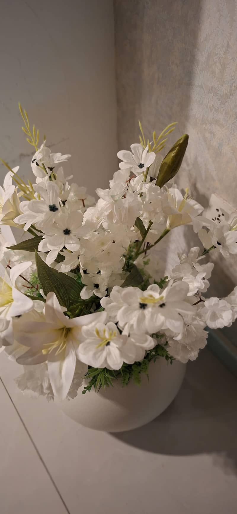 Artificial Flower Pot 4