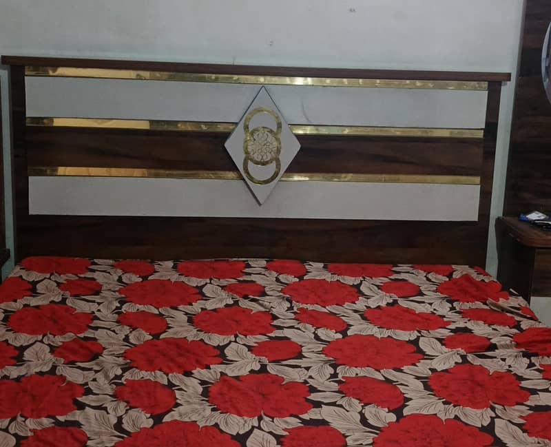 Double bed and dressing table 1