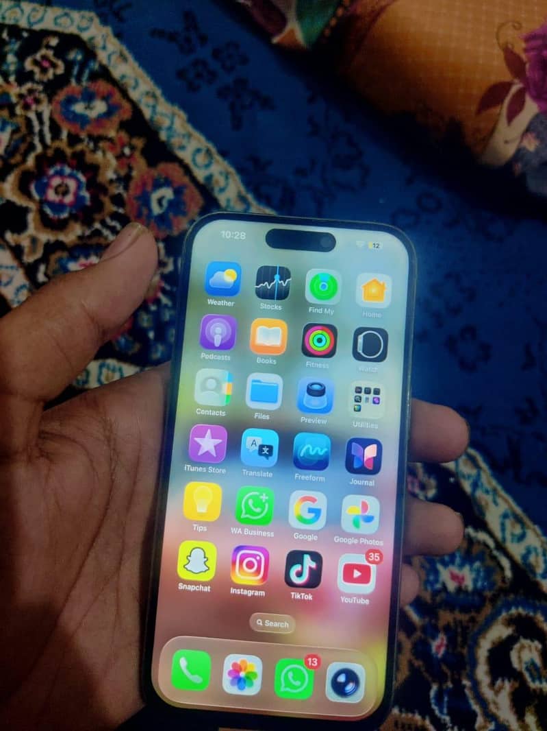 IPHONE 15 pro panel 7