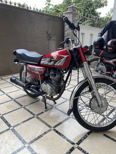 CG 125