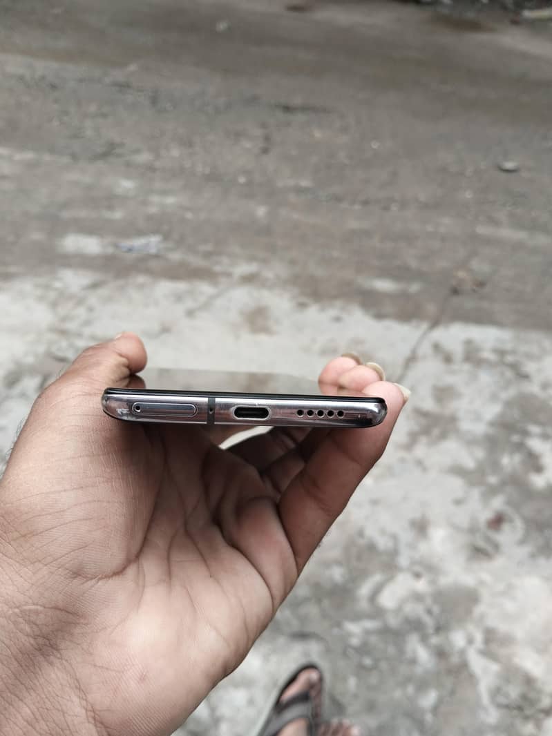 One Plus 7T 4