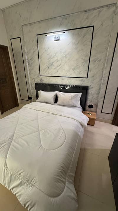 1 bed luxury furnished flat on per day rent