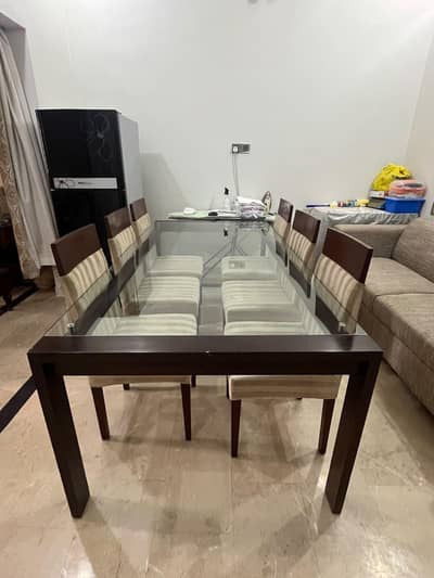 habit dining table