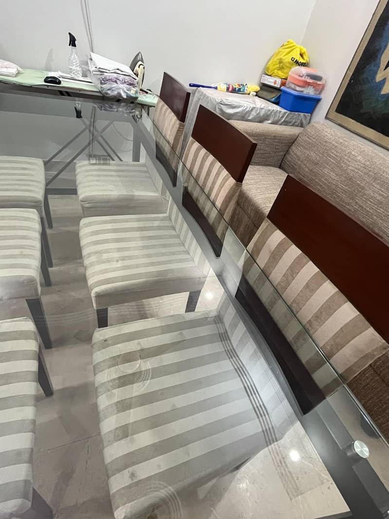 habit dining table 2