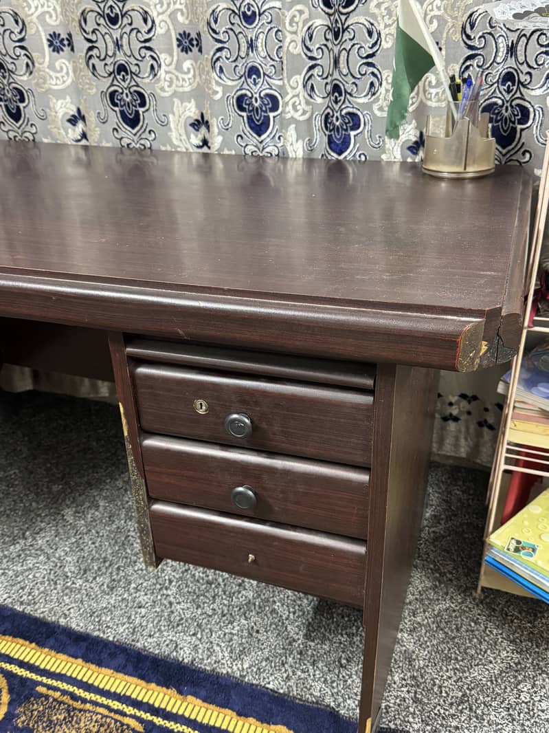 Office Table 1