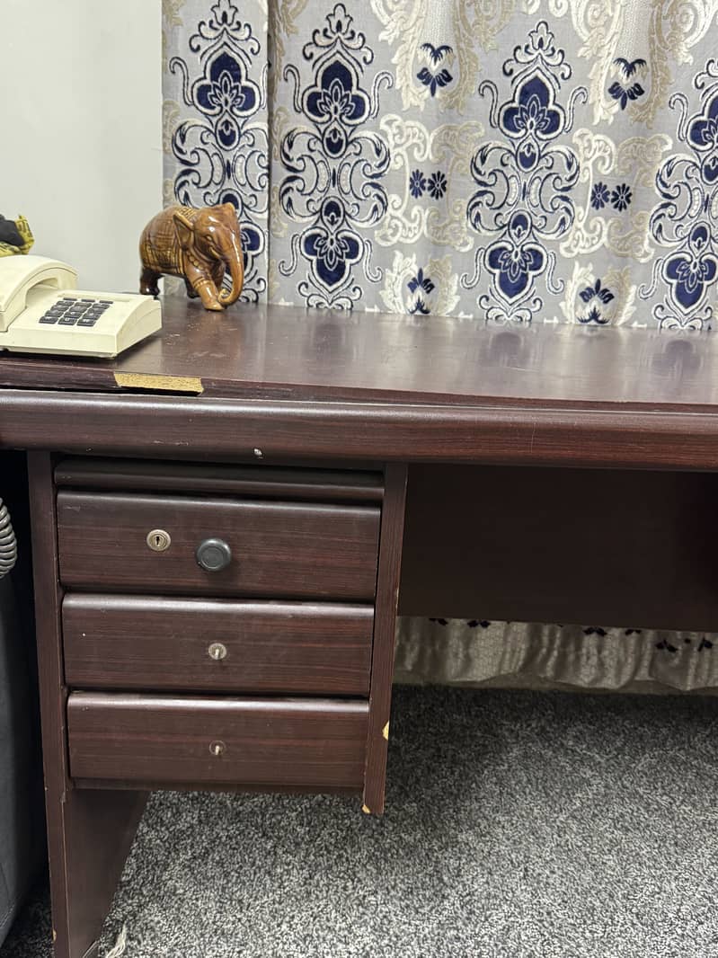 Office Table 3