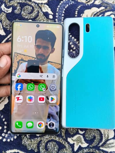 Tecno CAMON 40 Pro
