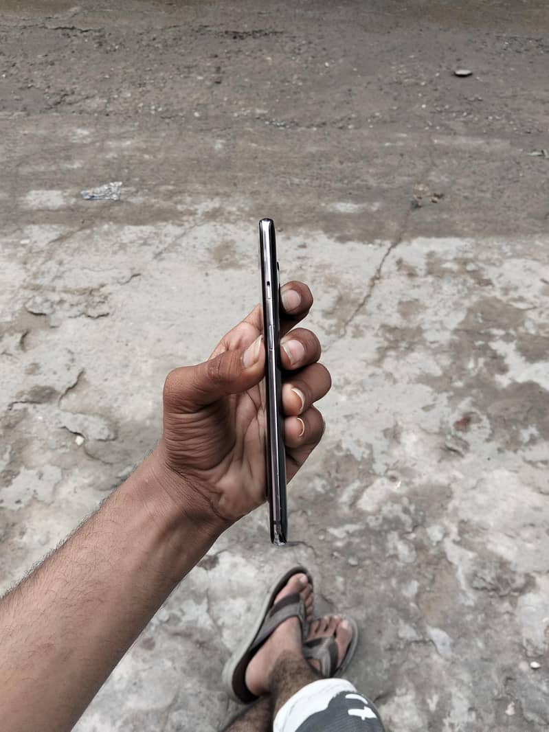 One Plus 7T 4