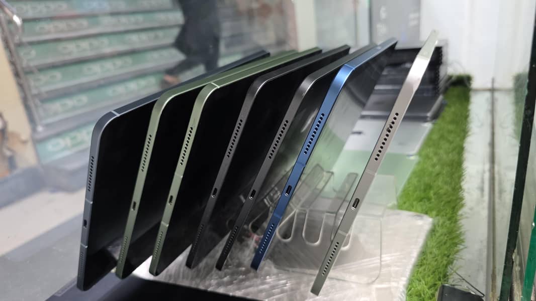 Tablet multiple Grill Stand for Display 2