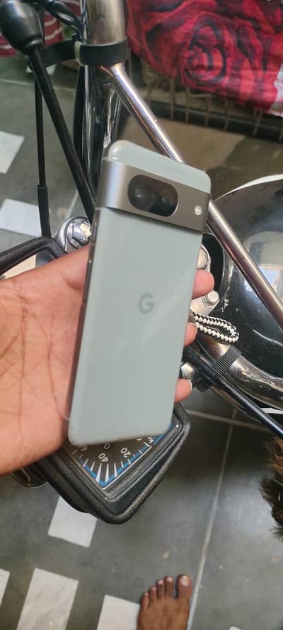 Google Pixel 8