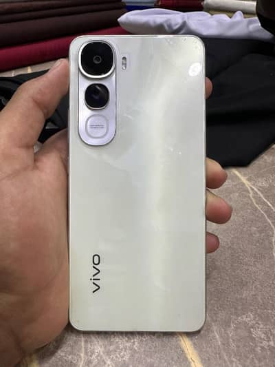 Vivo Y400