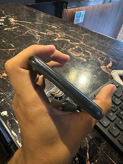 Apple iPhone XR