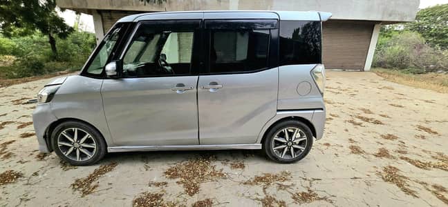 Nissan Dayz Roox Highway Star 2017 | 2021 Registered
