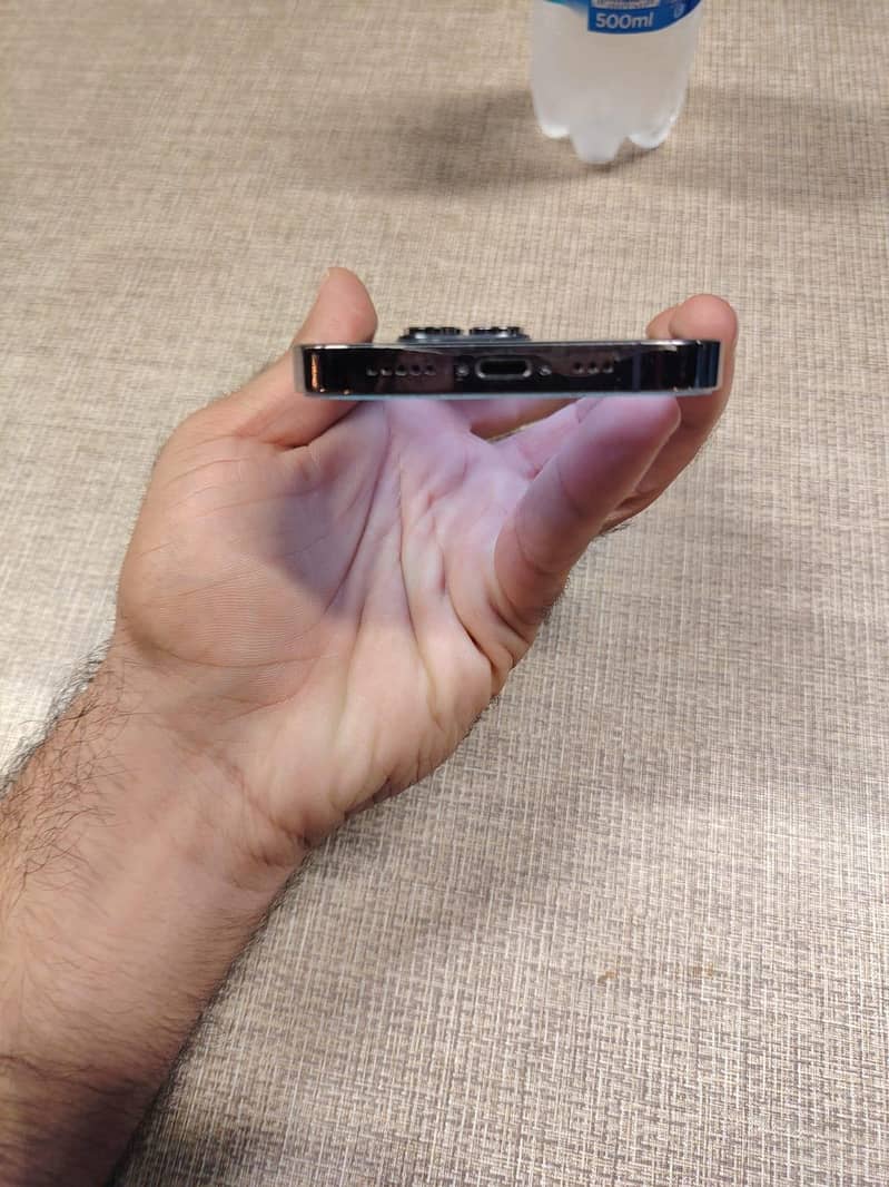 Apple iPhone 14 Pro 4