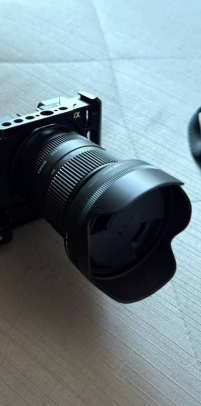 Sigma 18-50mm 2.8 lens