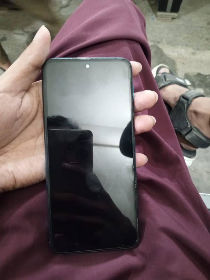 Redme note 9s 4