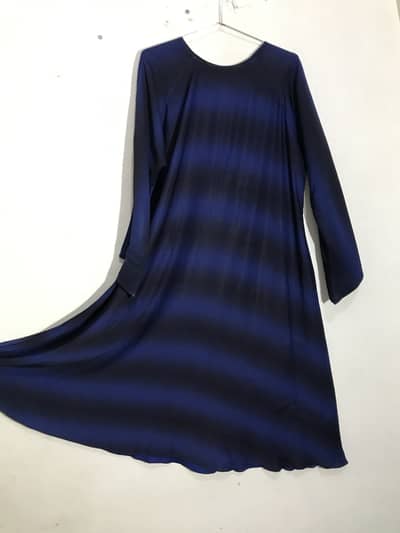 Defrent design abaya available new condtion