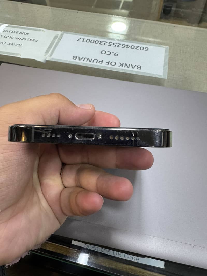 Iphone 13 pro max 1