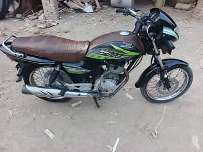 Urgent sale Honda delex 125 guanine injen
