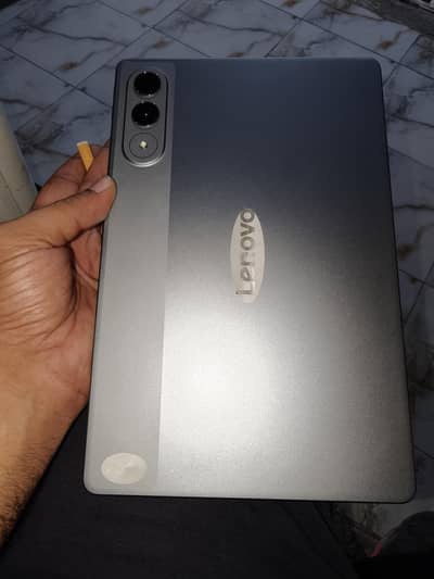 Lenovo yoga tab snapdragon 8 gen 3 11.6 huge display