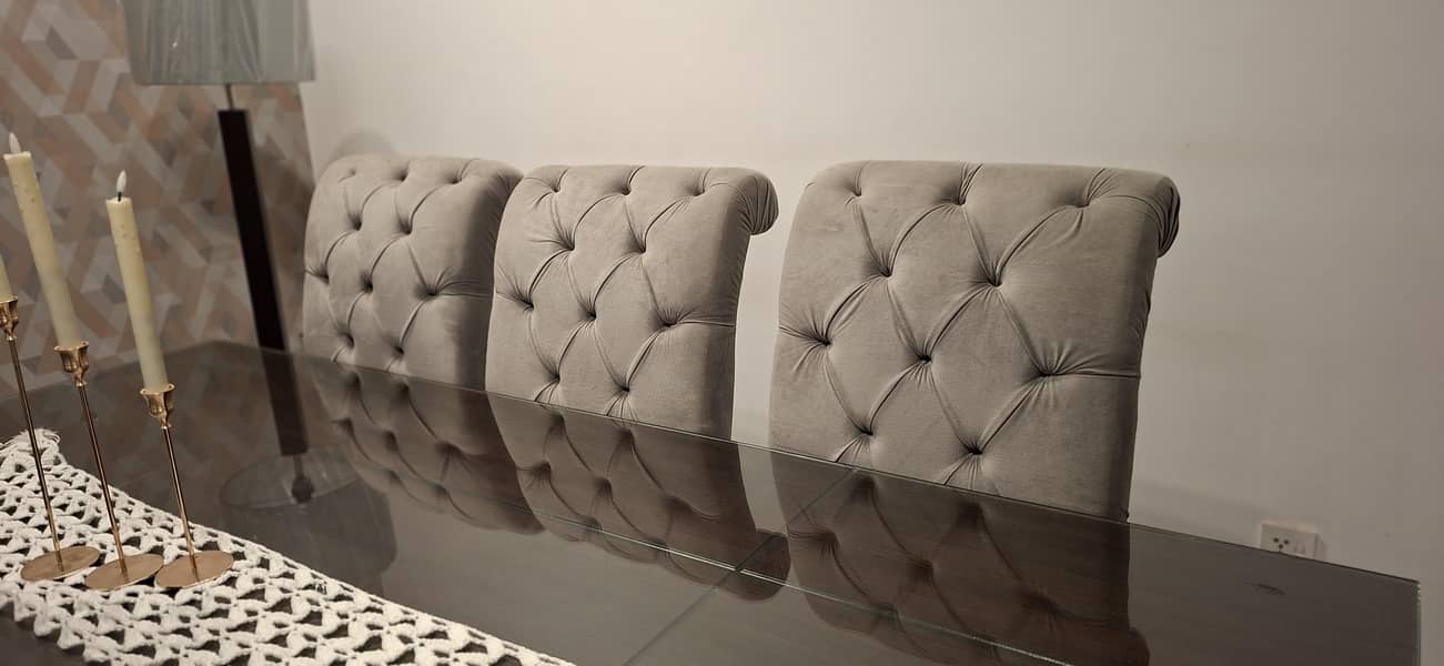 8 seater Dining table 3