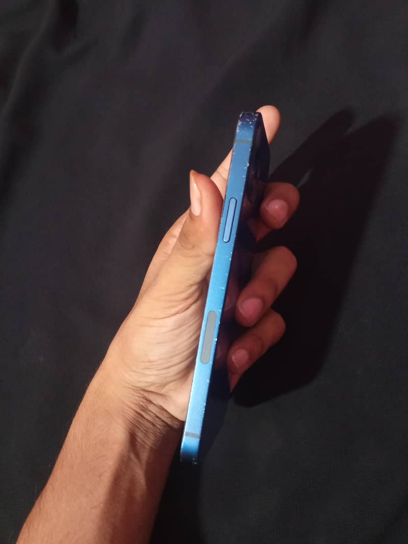 Apple iPhone 12 2