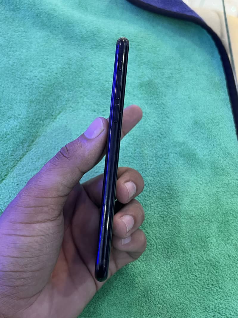 iPhone 7 0