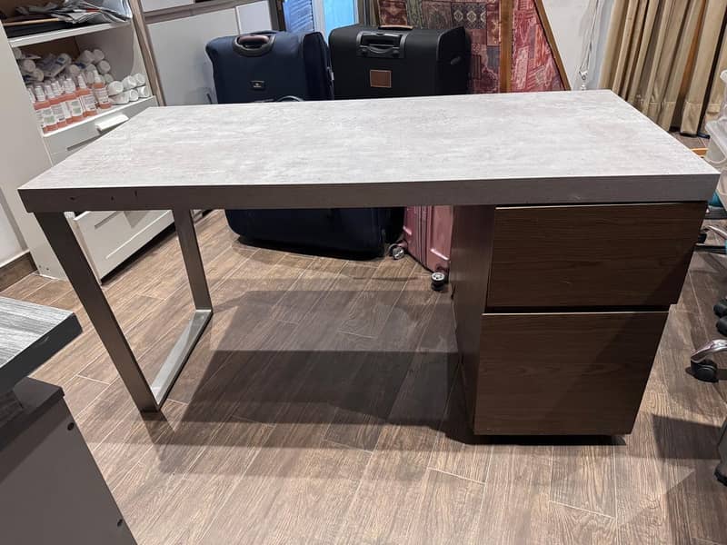 office side table 4