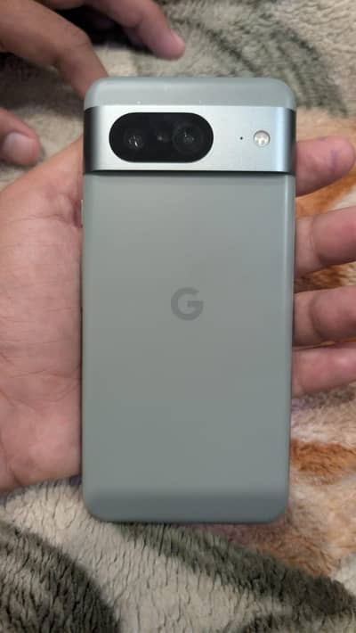 Google Pixel 8