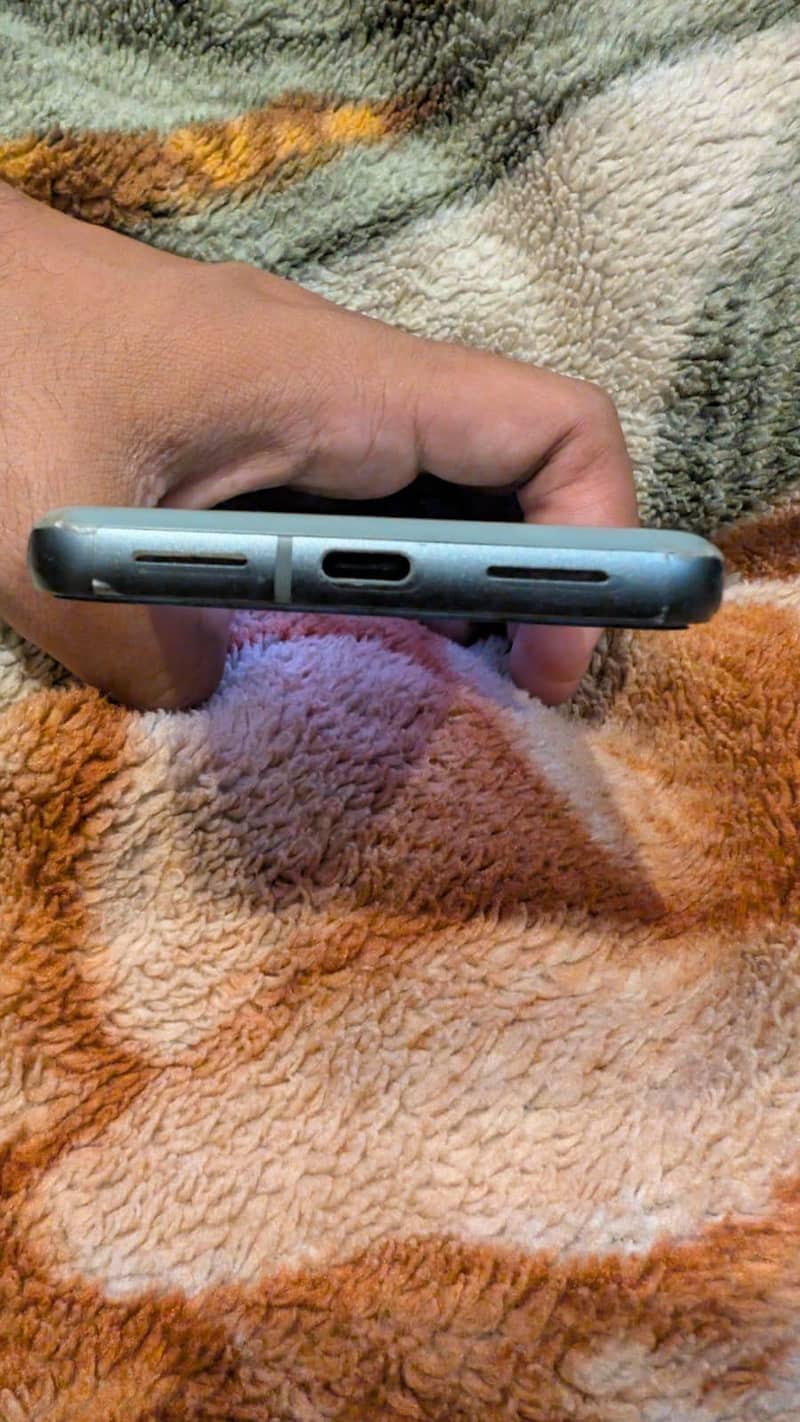 Google Pixel 8 1