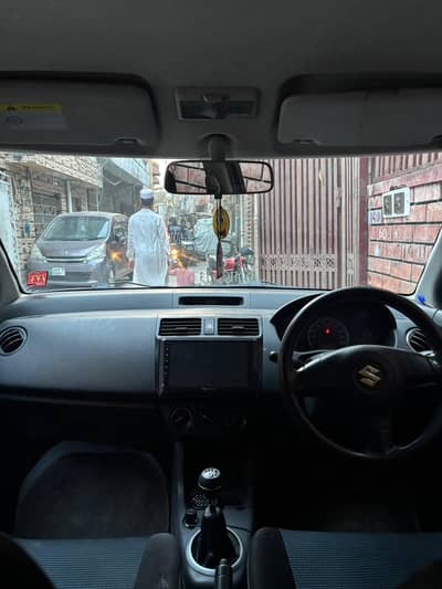 Suzuki Swift 2012