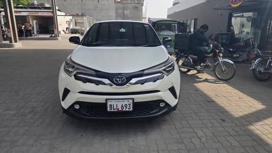 Toyota C-HR G Top of the Line 2018