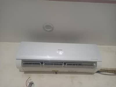 Haier DC inverter 1ton all ok just gas dlni h no leakage  working