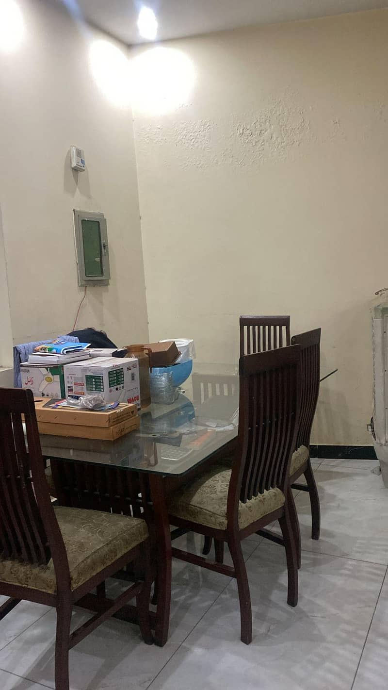 dinning table 0