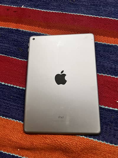 iPad 6th generation 128gb