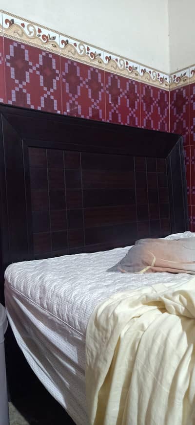 bed with meters