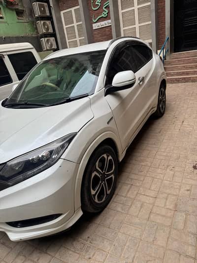 Honda Vezel 2015